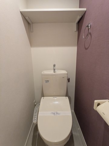 トイレ　102号室