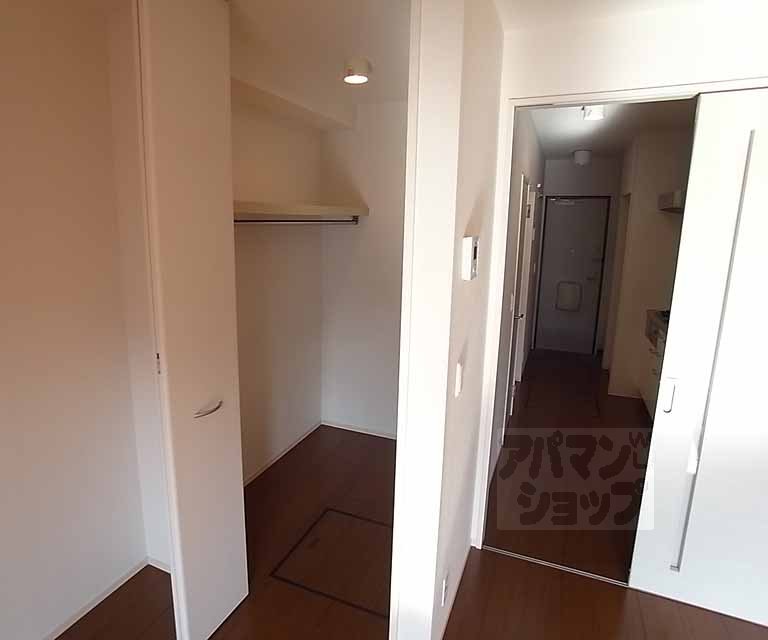 収納　ウォークインクローゼット