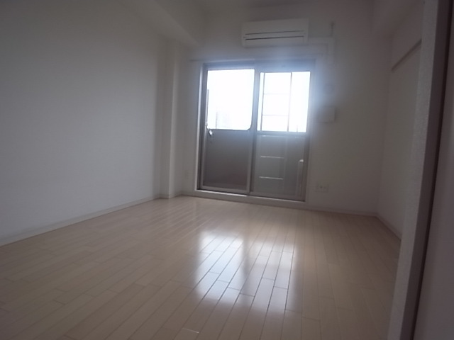 その他部屋・スペース　日当りのよい洋室です