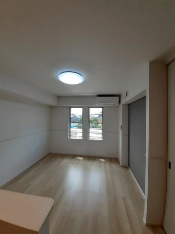 居室・リビング　ゆったりとした居間です