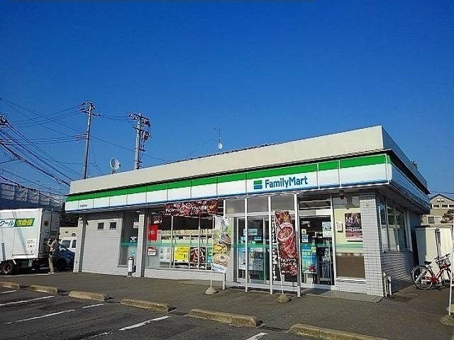 コンビニ　ファミリーマート 秋田高校前店（コンビニ）まで189m