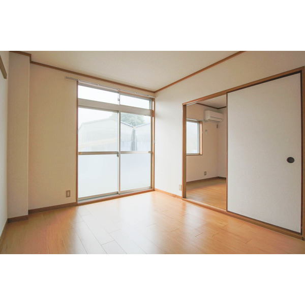 居室・リビング　同じ間取りの画像です