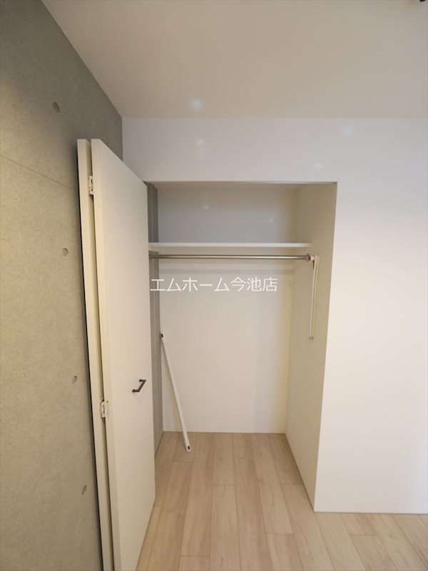 収納　クローゼット（収納スペース充実しています）