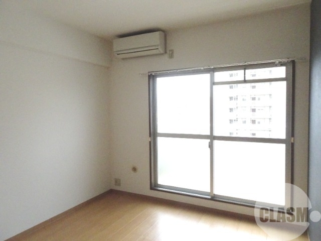 居室・リビング　明るいお部屋です♪