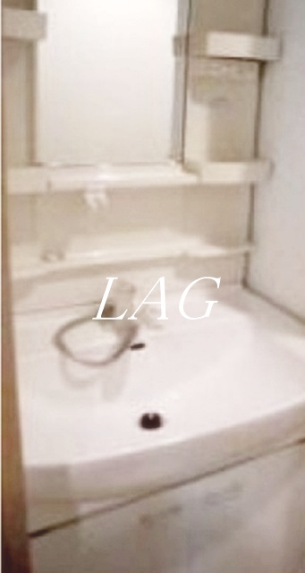 洗面設備　独立洗面台です。