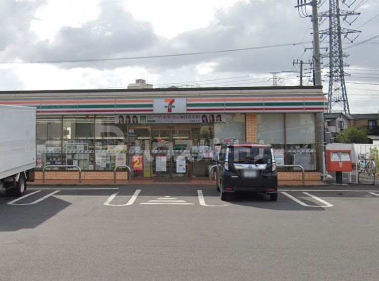 コンビニ　セブンイレブン松戸第五中学校前店（コンビニ）まで510m