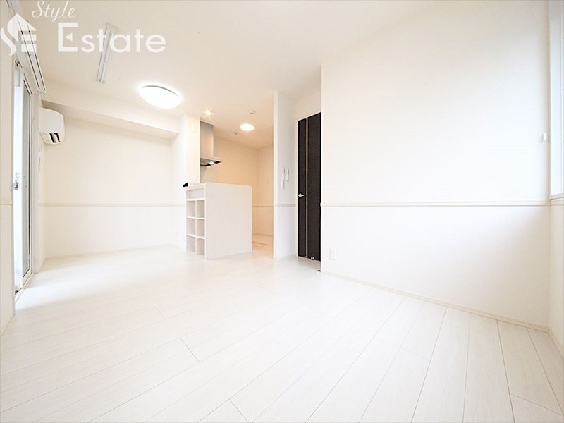 居室・リビング　内装