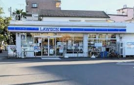 コンビニ　ローソン葛飾亀有四丁目店（コンビニ）まで395m