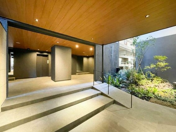 エントランス　☆きれいなエントランス☆