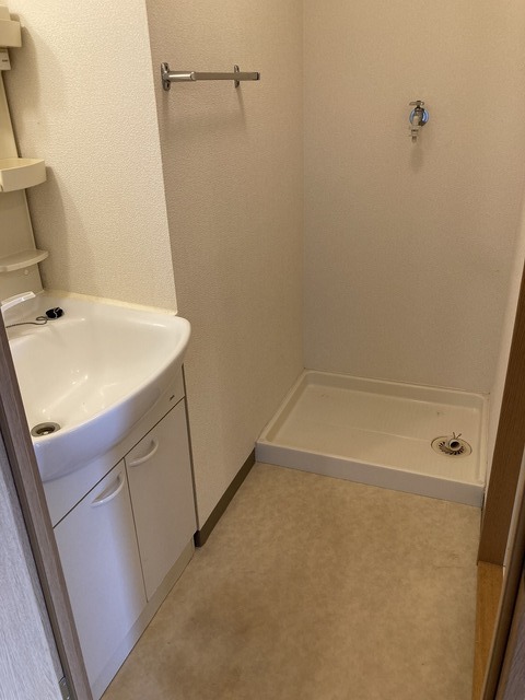 洗面設備　※別のお部屋の参考写真です。