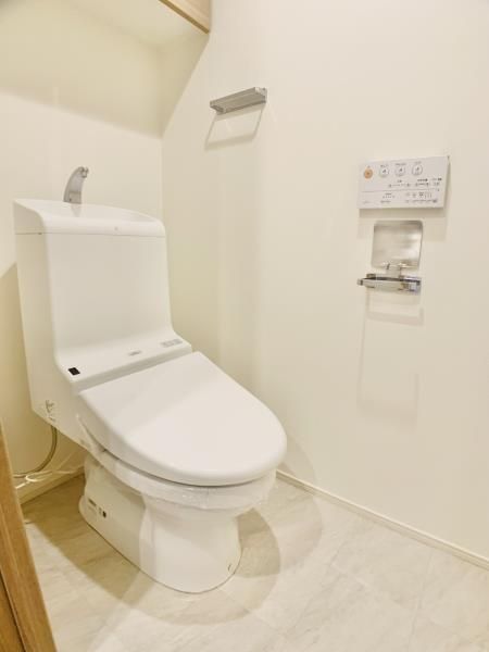 トイレ　トイレもきれいです