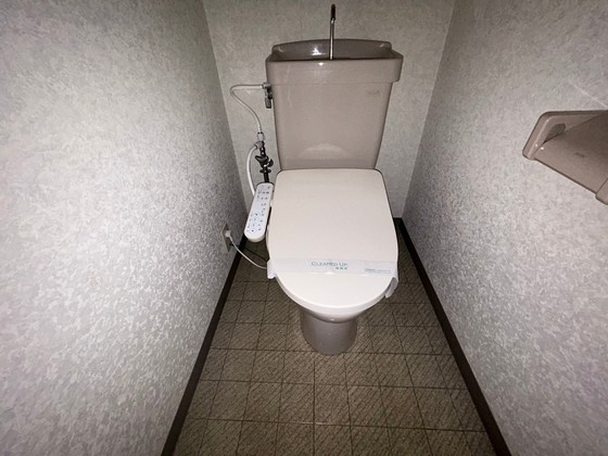 トイレ　※別部屋の写真です