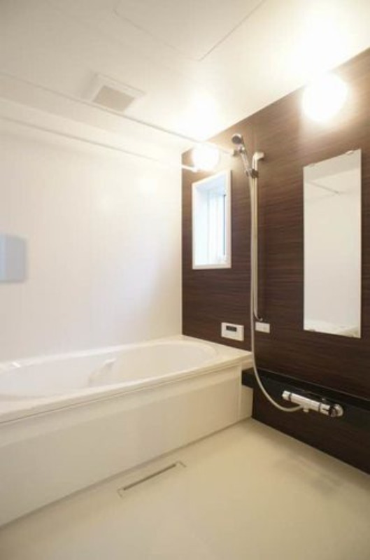 バス・シャワールーム　図面と現状に相違がある場合には現状を優先