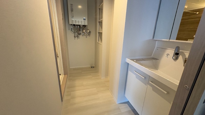 洗面設備　広々脱衣所