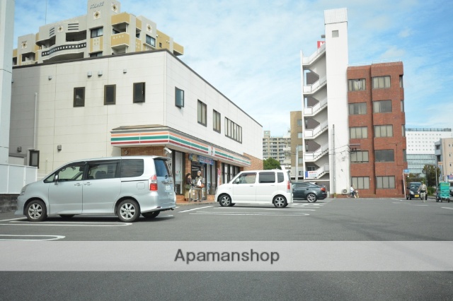 コンビニ　セブンイレブン広島２丁目店（コンビニ）まで20m