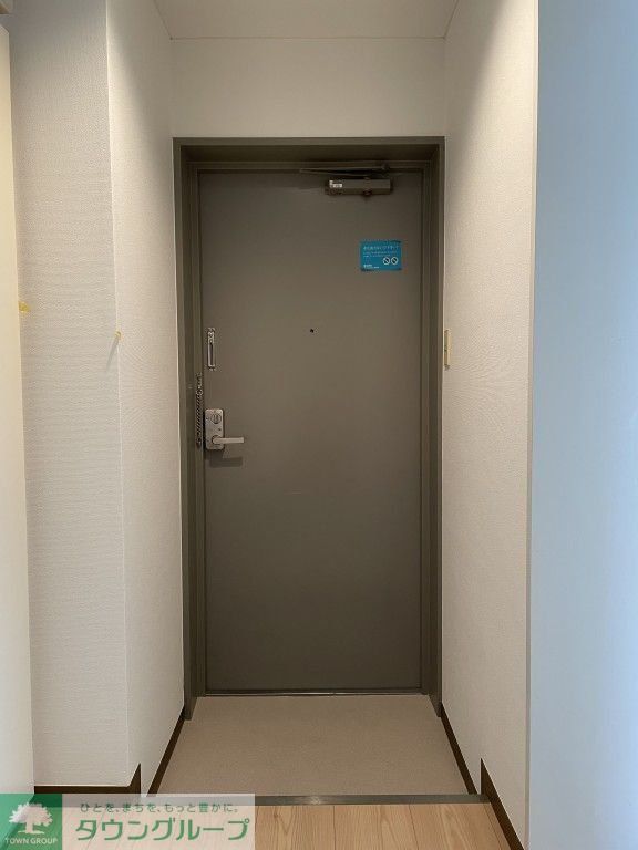 玄関　お部屋探しは株式会社　タウンハウジング　までお気軽にお問合…
