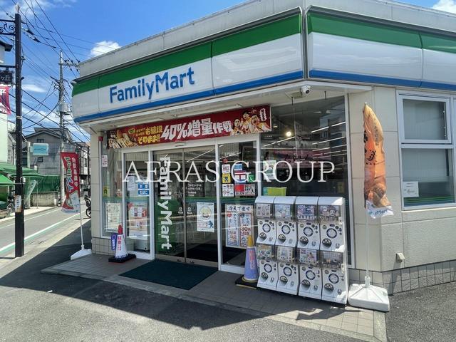 コンビニ　ファミリーマート小平光ヶ丘店（コンビニ）まで102m