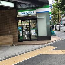 コンビニ　ファミリーマート 神谷町MTビル店（コンビニ）まで213m