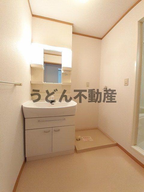 洗面設備　うどん県のお部屋探しはうどん不動産へ うどんちゃんとLINE