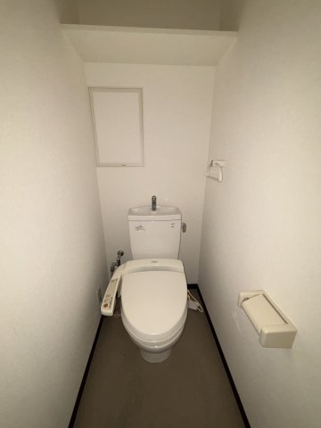 トイレ　清潔感のあるトイレです