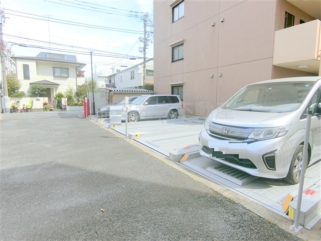 駐車場　敷地内機械式駐車場　空き状況等詳細はお問合せください。