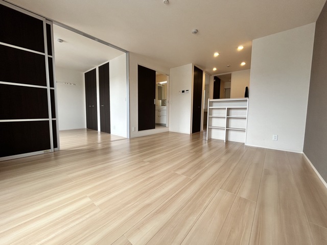 居室・リビング　別部屋参考写真です