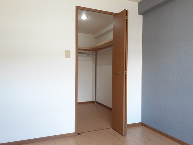 収納　たっぷりとした収納スペースです