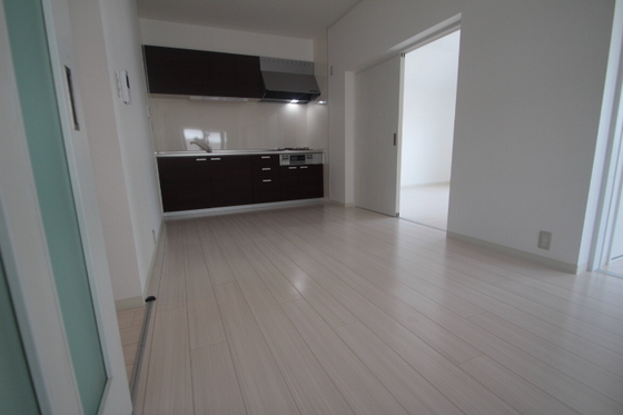 居室・リビング　※別部屋の写真です