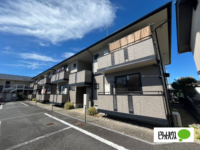 建物外観　全室角部屋設計