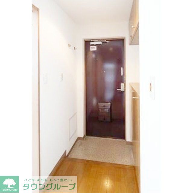 玄関　お部屋探しは株式会社　タウンハウジング　までお気軽にお問合…