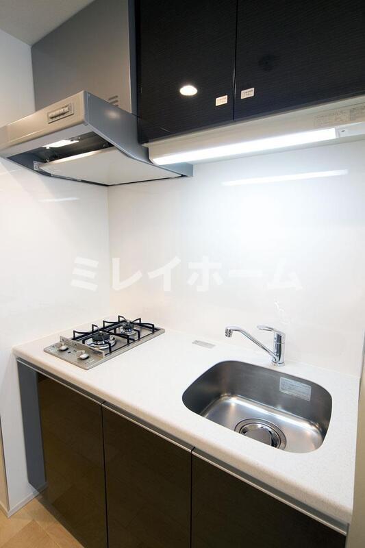 キッチン　同建物内別のお部屋の参考写真になります。