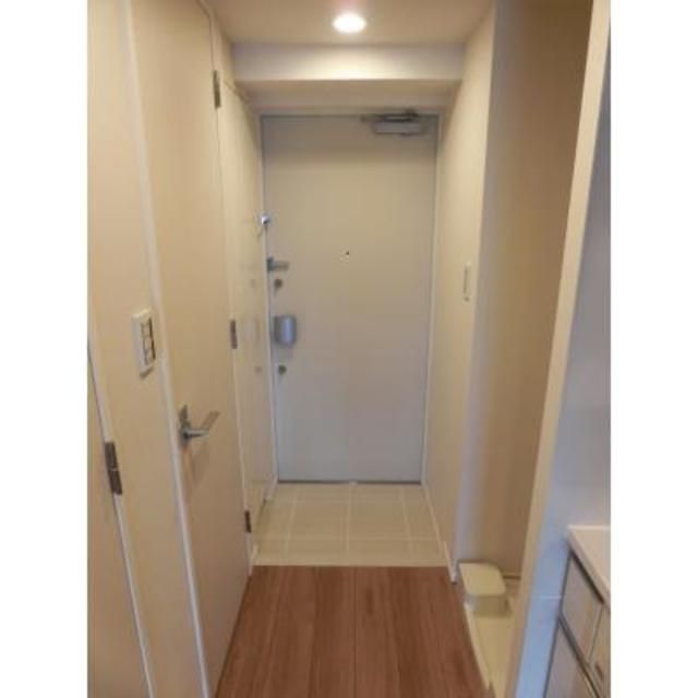 玄関　※写真は同タイプ住戸です。