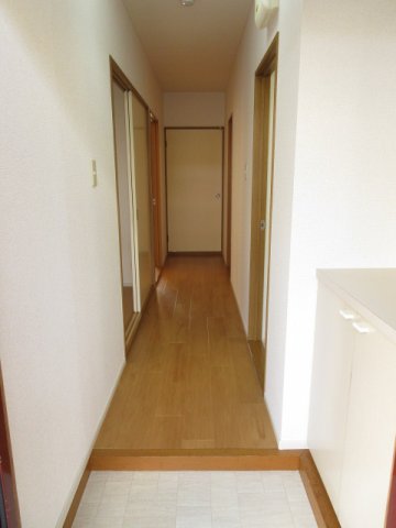 玄関　落ち着いた玄関です