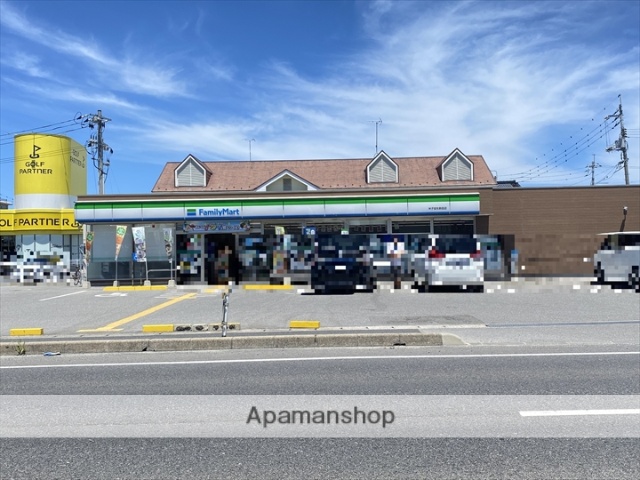 コンビニ　ファミリーマート米子皆生新田店（コンビニ）まで129m