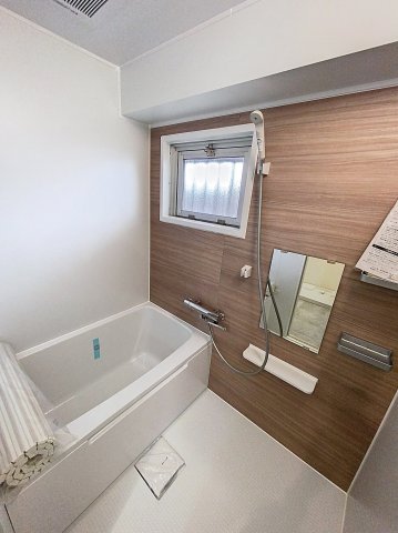 バス・シャワールーム　※同物件、他のお部屋の写真です。