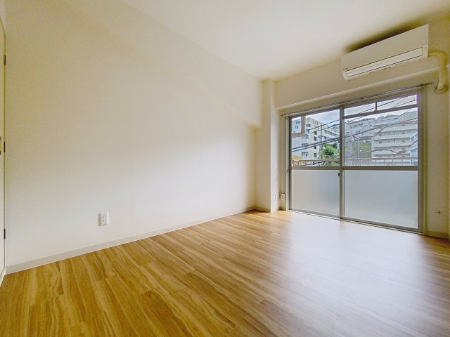 居室・リビング　※同物件、他のお部屋の写真です。