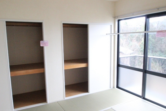 収納　※別部屋の写真です