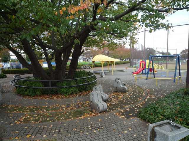 公園　東俣野中央公園（公園）まで160m