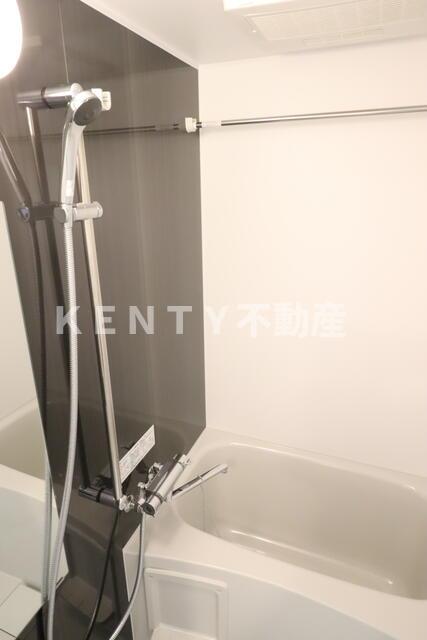 バス・シャワールーム　お風呂で日々の疲れを落としましょう