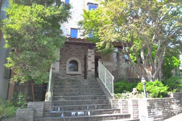 エントランス　建物の入口です。
