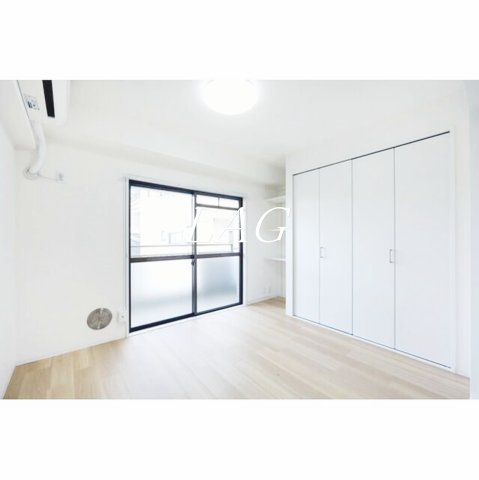 居室・リビング　洋室のお部屋です。