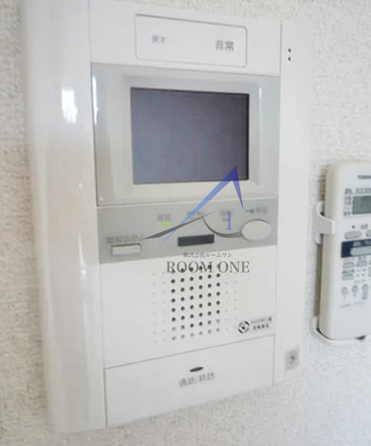 セキュリティ　モニター付きインターホンです。