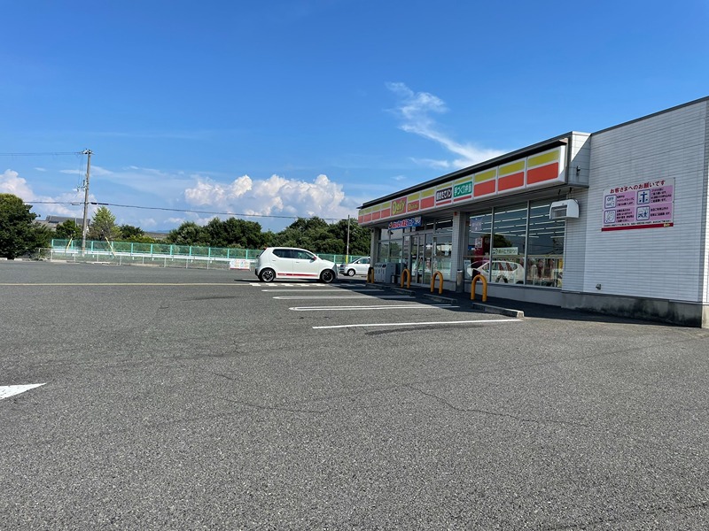 コンビニ　デイリーヤマザキ 堺陶器北店（コンビニ）まで629m