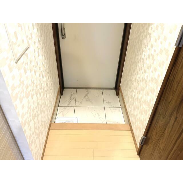 玄関　※同間取り別室写真