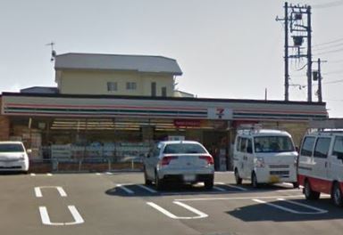 コンビニ　セブンイレブン（コンビニ）まで288m