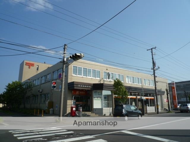 郵便局　東室蘭郵便局（郵便局）まで365m