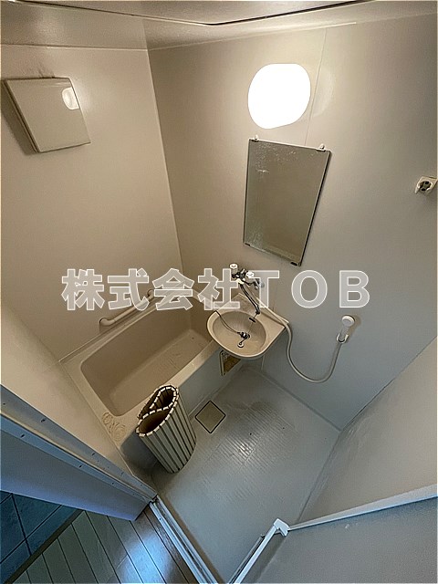 バス・シャワールーム　※クリーニング中の写真※別部屋参考写真