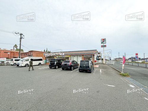 コンビニ　セブンイレブン 久留米津福バイパス店（コンビニ）まで13m