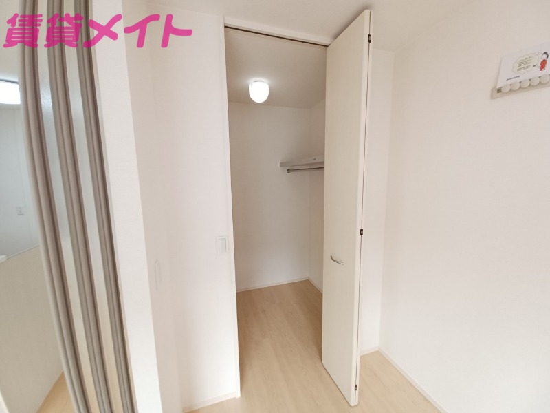 収納　同物件別部屋の写真