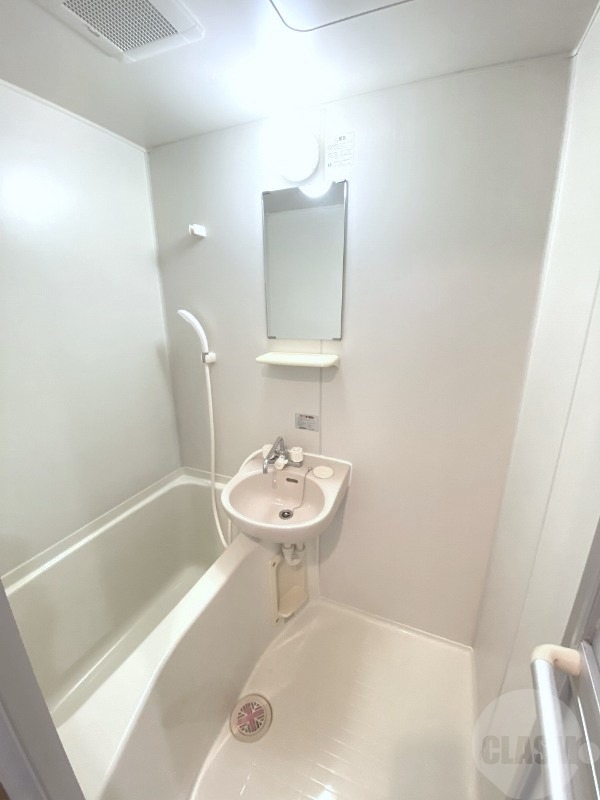 バス・シャワールーム　同タイプ別部屋の写真